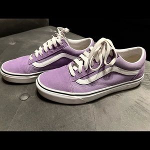 Vans women’s sneaker